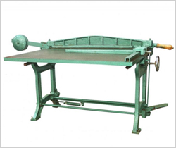 Board Cutting Machine